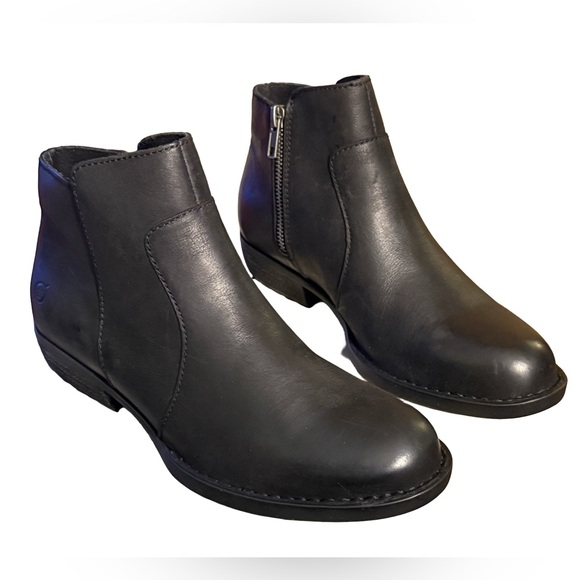 Born NWOT Sz 6M Rani Dry Collection Black Leather Ankle Boots (SH116) - Picture 2 of 11